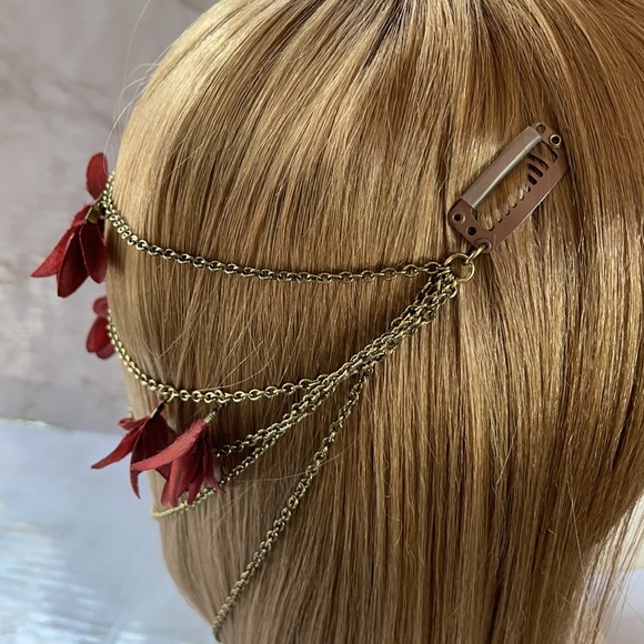 Forever 21 - Chained Floral Headpiece - Picture 8 of 14